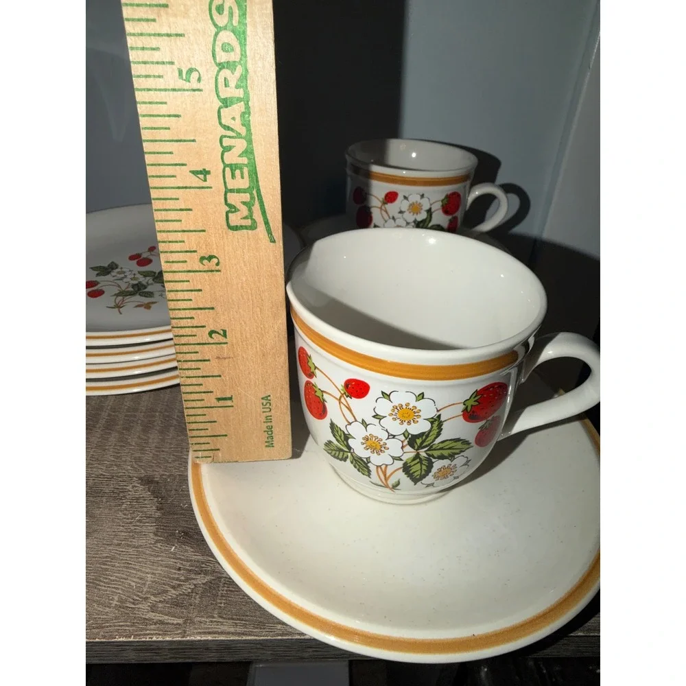 Vintage Sheffield Strawberries n Cream Stoneware Tea Set 12pc Cups Plates Japan